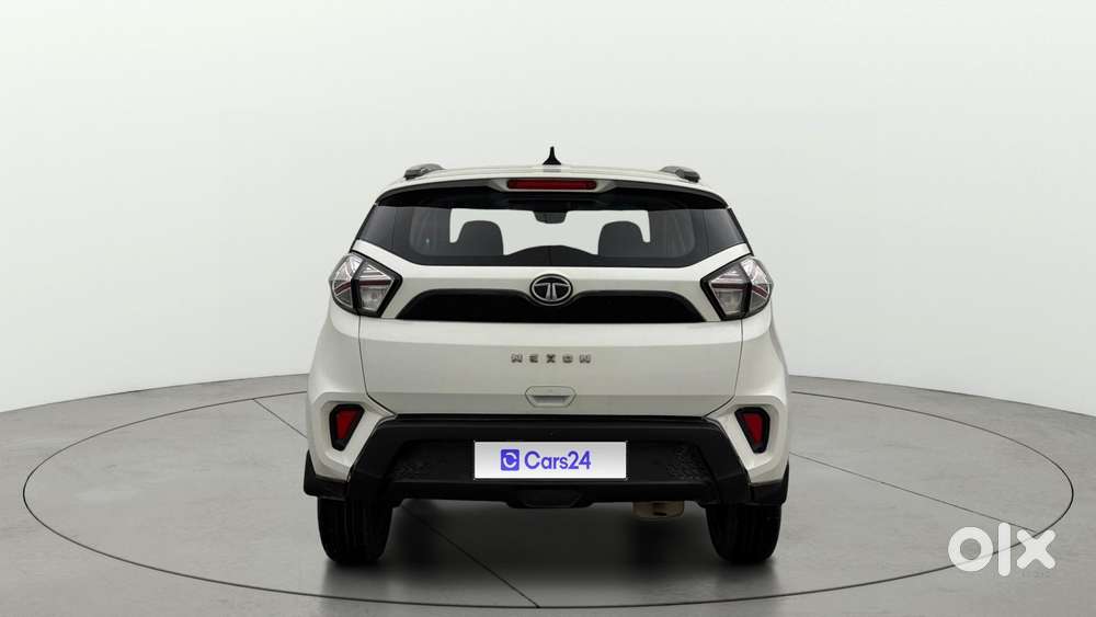 Tata Nexon 1.2 Revotron Xm (s), 2023, Petrol
