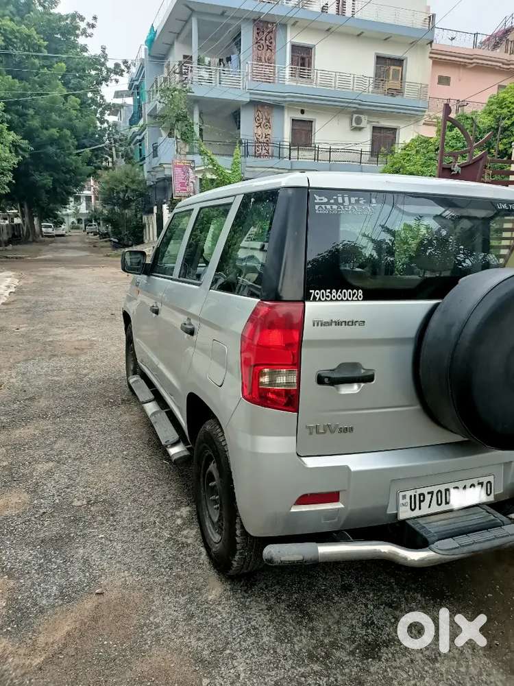 Mahindra Tuv300 T4+  2017 Model