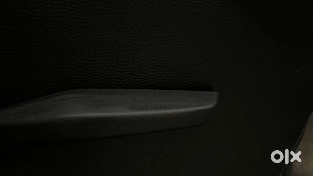 Maruti Suzuki Swift Amt Zxi, 2022, Petrol
