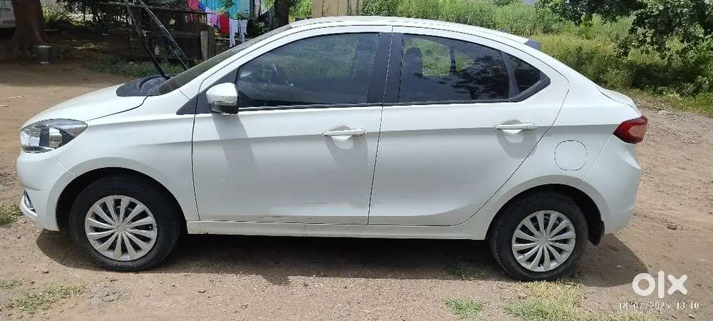 Office Used Car Bank Manager Car
Just Take And Drive With Good Mileage