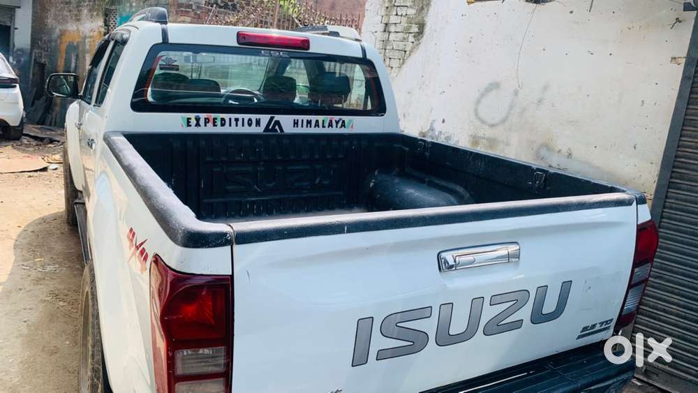 Isuzu Dmax Vcross High 4*4