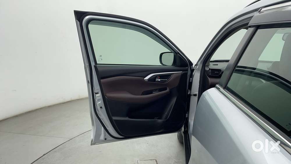 Maruti Suzuki Grand Vitara 1.5 Alpha Smart Hybrid Allgrip, 2023, Pet..