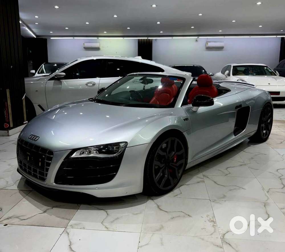 Audi R8 5.2 V10 Spyder, 2011, Petrol