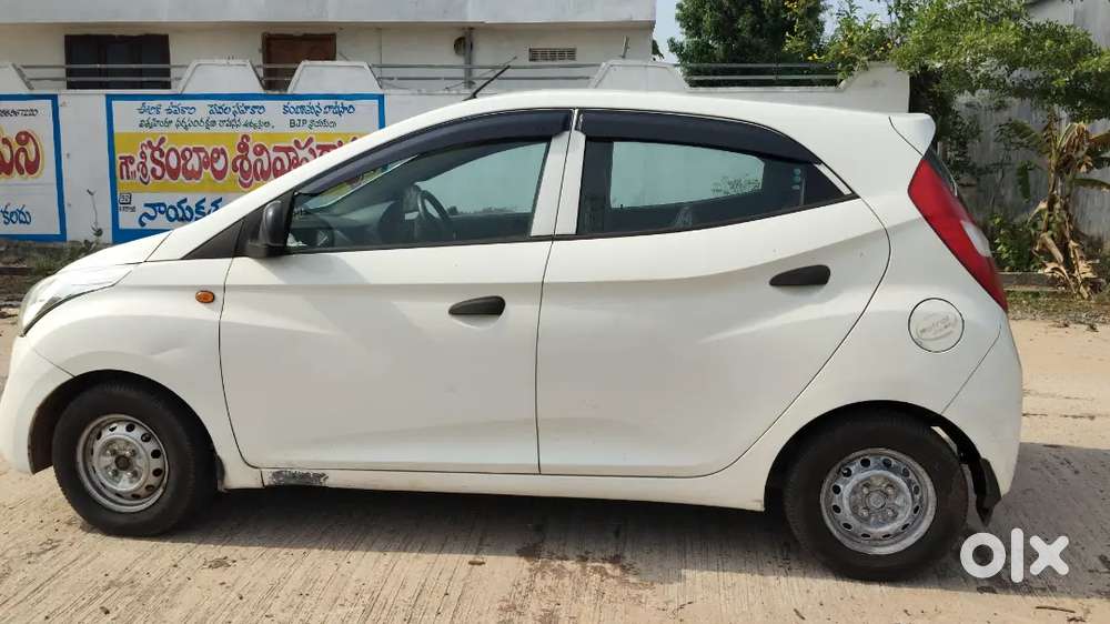 Hyundai Eon Petrol 700002 Km Driven