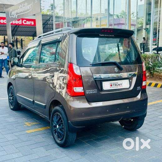 Maruti Suzuki Wagon R Amt Vxi, 2017, Petrol