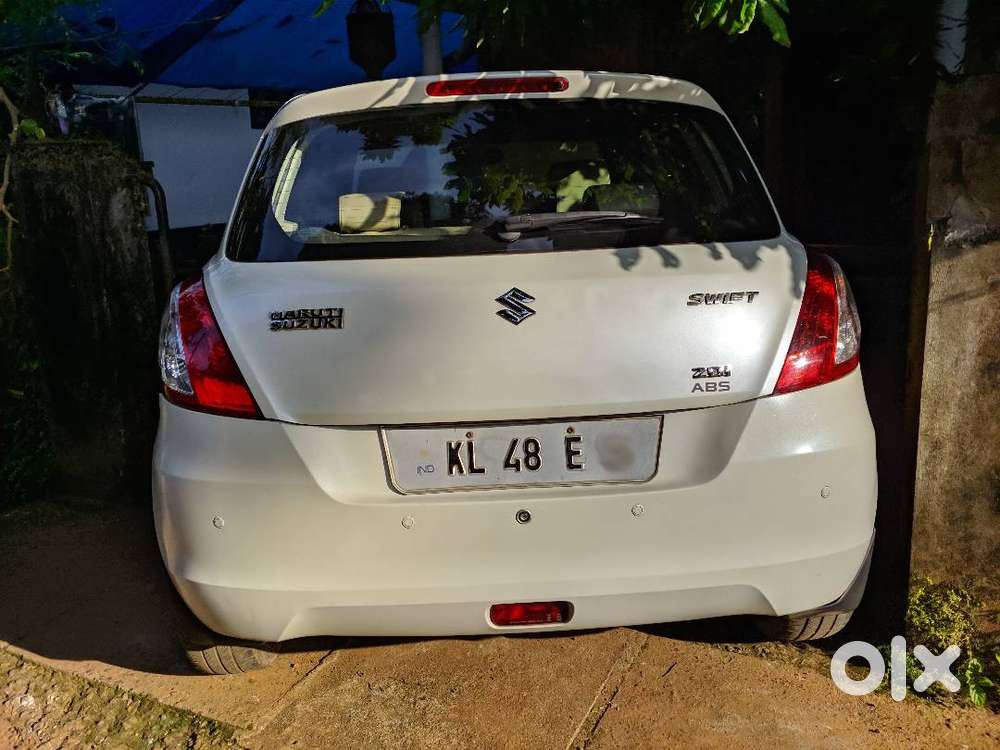 Maruti Suzuki Swift Zdi 2012