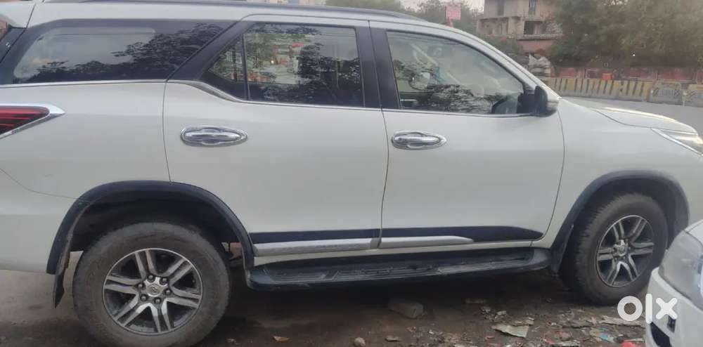 Toyota Fortuner 2020 Diesel 132000 Km Driven