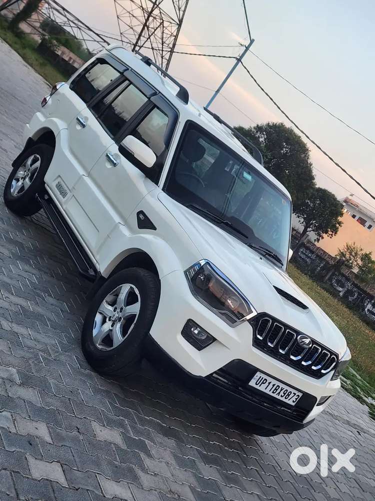 Mahindra Scorpio 
1st Owner 
Android System