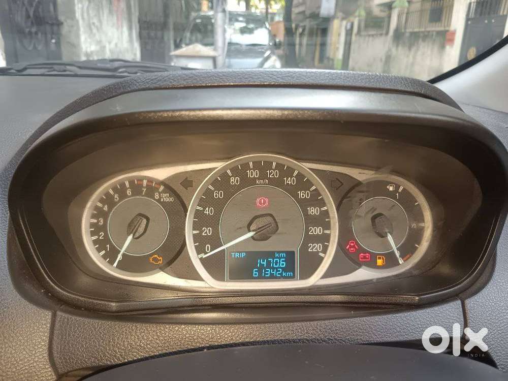 Ford Figo 1.2p Titanium Mt, 2015, Petrol