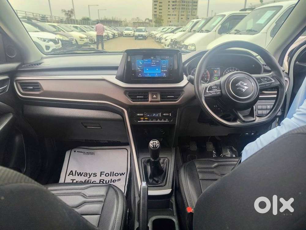 Maruti Suzuki Brezza 1.5 Zxi Smart Hybrid, 2022, Petrol