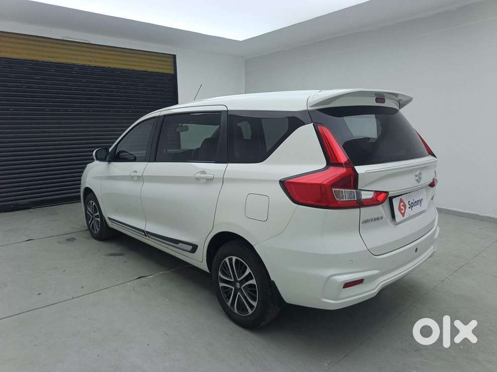 Maruti Suzuki Ertiga Vxi At, 2024, Petrol