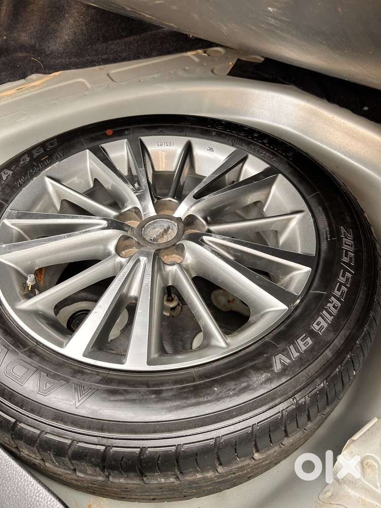 Toyota Corolla Altis Vl, 2016, Petrol