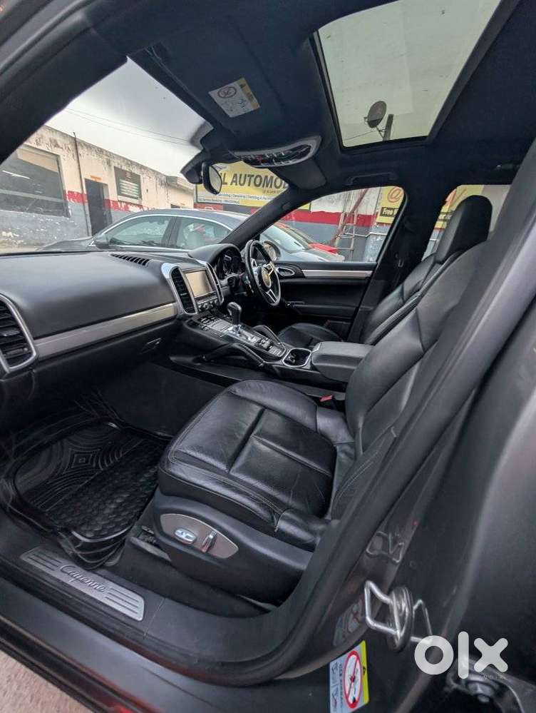 Porsche Cayenne Diesel Platinum Edition, 2016