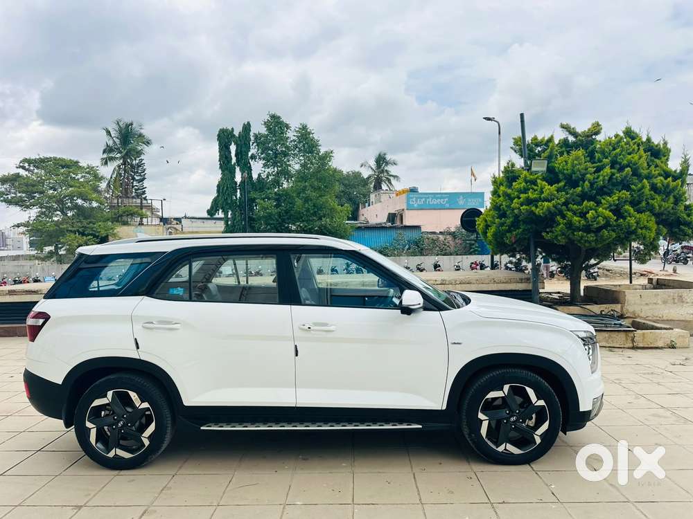 Hyundai Alcazar 2.0 Platinum (o) Petrol At 7 Str, 2022, Petrol