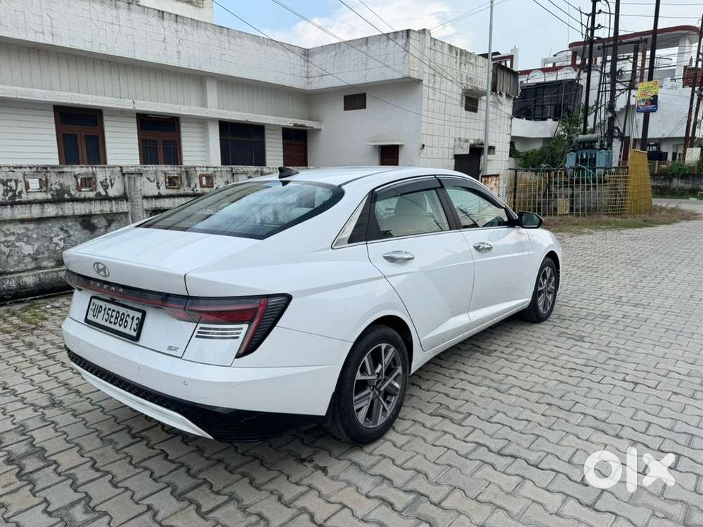 Hyundai Verna 2023 Petrol Manual