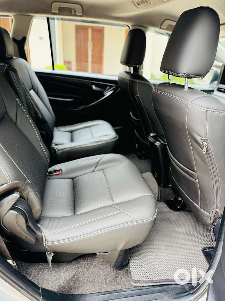 Toyota Innova Crysta 2.4 Gx Mt, 2017, Diesel