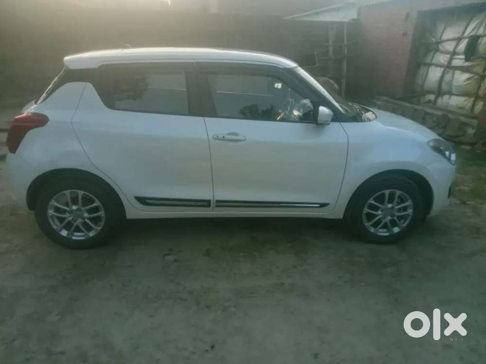 Maruti Suzuki New-gen Swift 2023 Petrol 32000 Km Driven