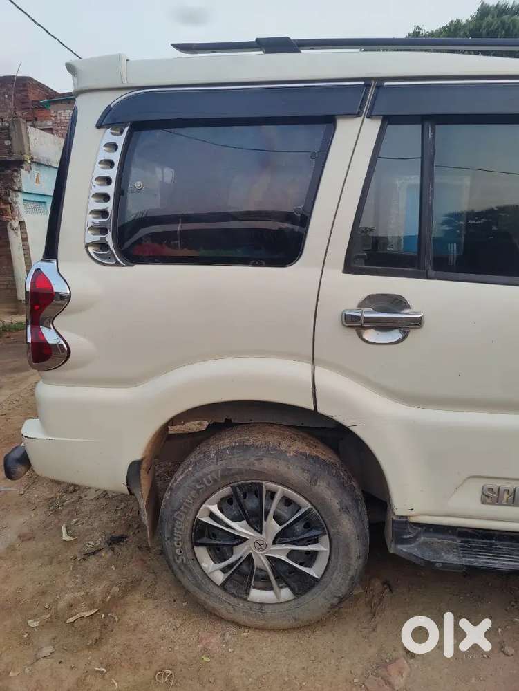 Mahindra Scorpio 2018 Diesel 85420 Km Driven