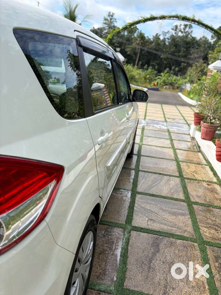Maruthi Suzuki Ertiga Vdi