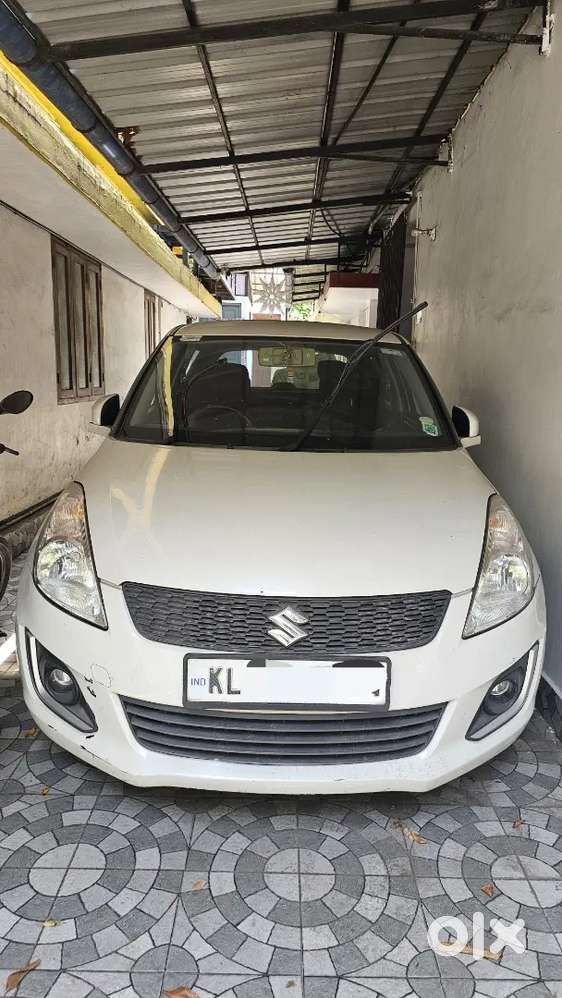 Swift Vxi Petrol,2015