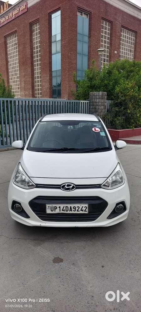 Hyundai Grand I10 2016 Manual Car