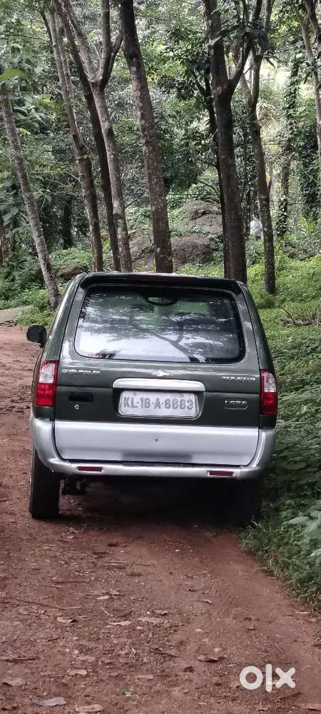 Chevrolet Tavera Elite 2004