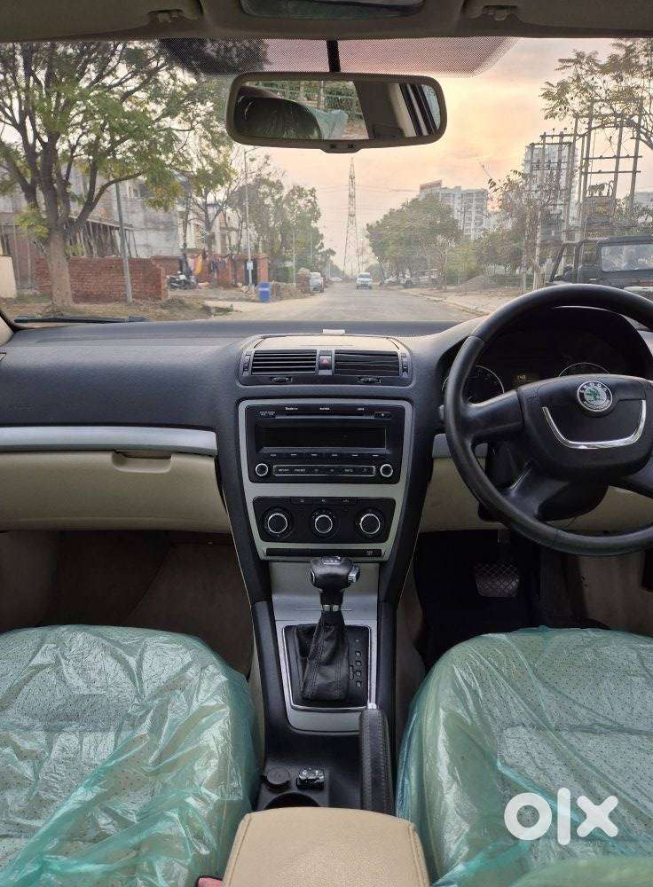 Skoda Laura 2.0 Elegance Tdi Cr At, 2010, Diesel