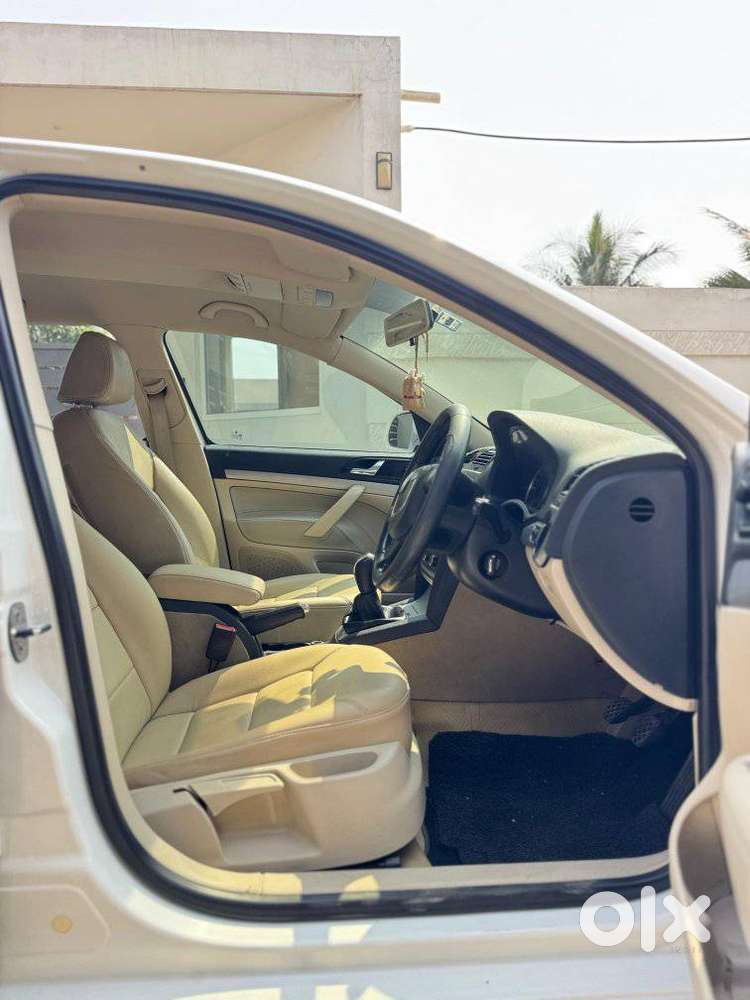 Skoda Laura Ambiente, 2012, Diesel