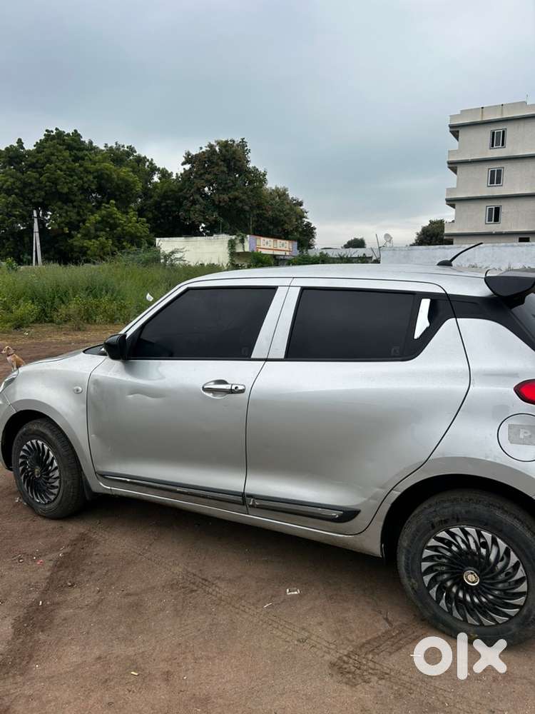 Maruti Swift Petrol 2023
