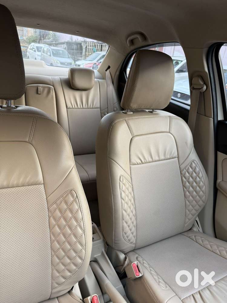 Maruti Suzuki Swift Dzire Vxi Optional, 2022, Petrol