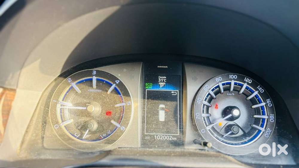 Toyota Innova Crysta 2.8 Zx At 7 Seater, 2017, Diesel