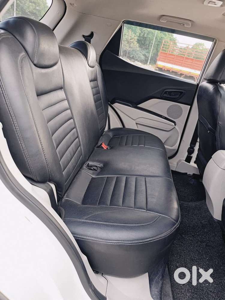 Mahindra Xuv300 1.5 W6 2022
