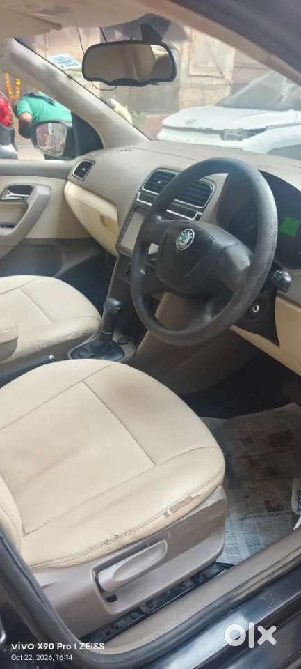 Skoda Rapid 1.6 Mpi At Ambition, 2013, Petrol