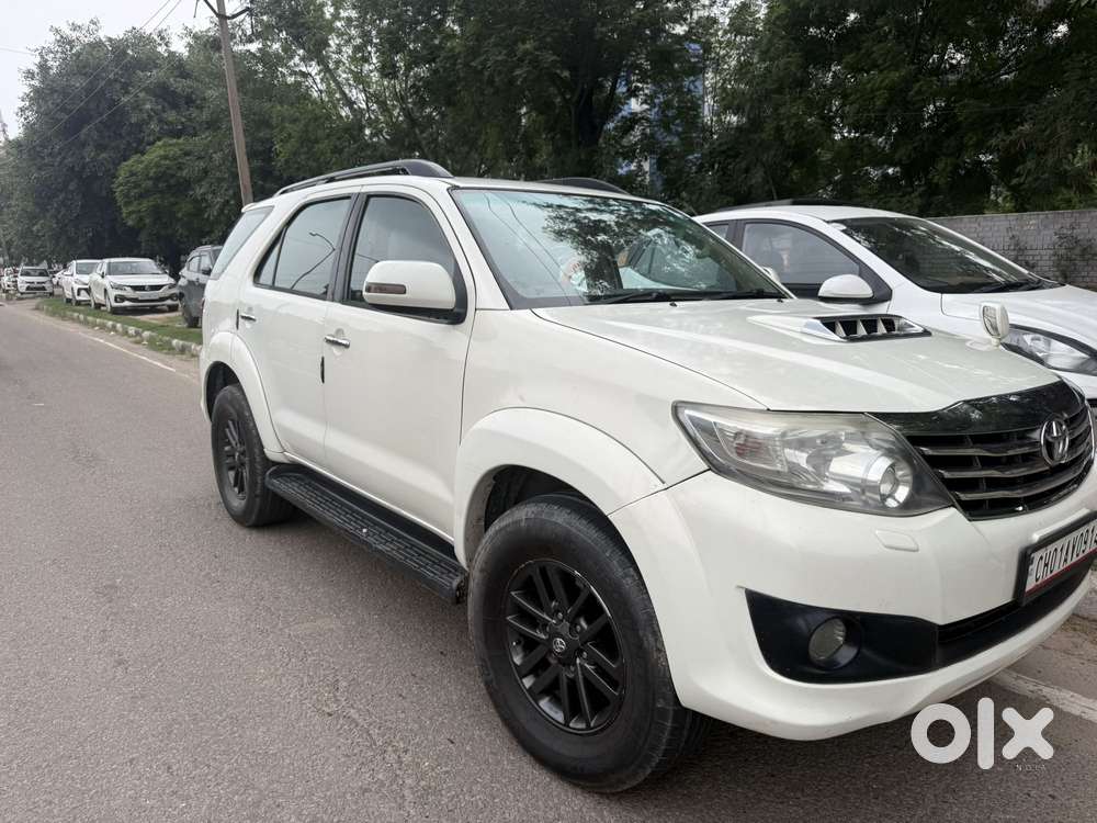 Toyota Fortuner 4x2 At 2.8 Diesel, 2013, Diesel