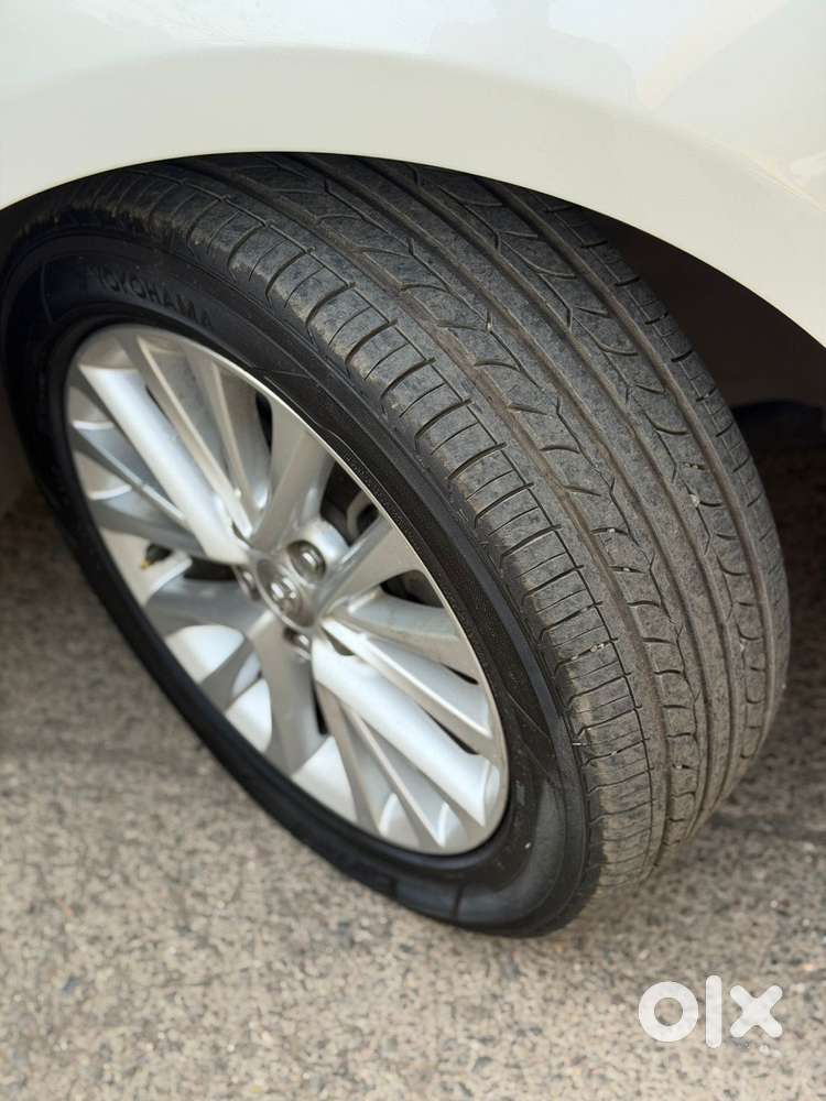 Toyota Camry Hybrid, 2016, Petrol