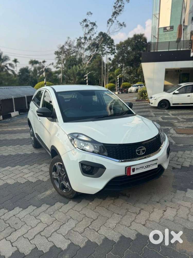 Tata Nexon 1.2 Revotron Xm, 2018, Petrol