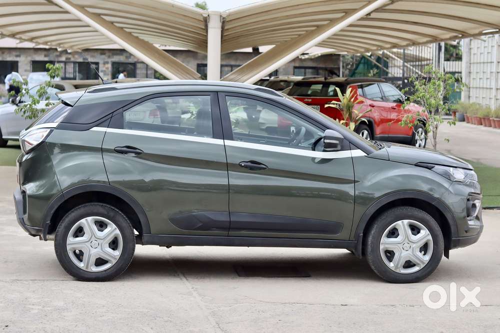 Tata Nexon 1.2 Revotron Xma Amt (s), 2021, Petrol