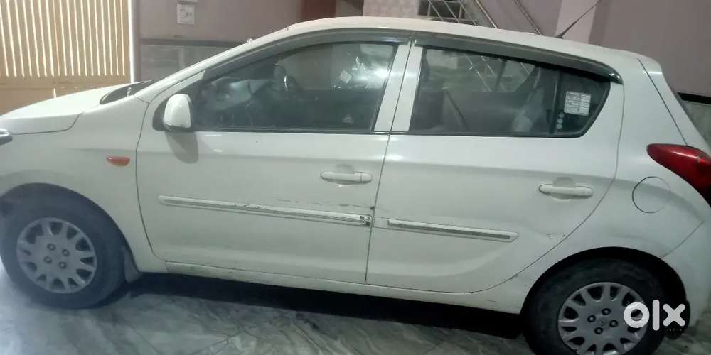 Sale I 20 Car With Cng Fitted On Rc