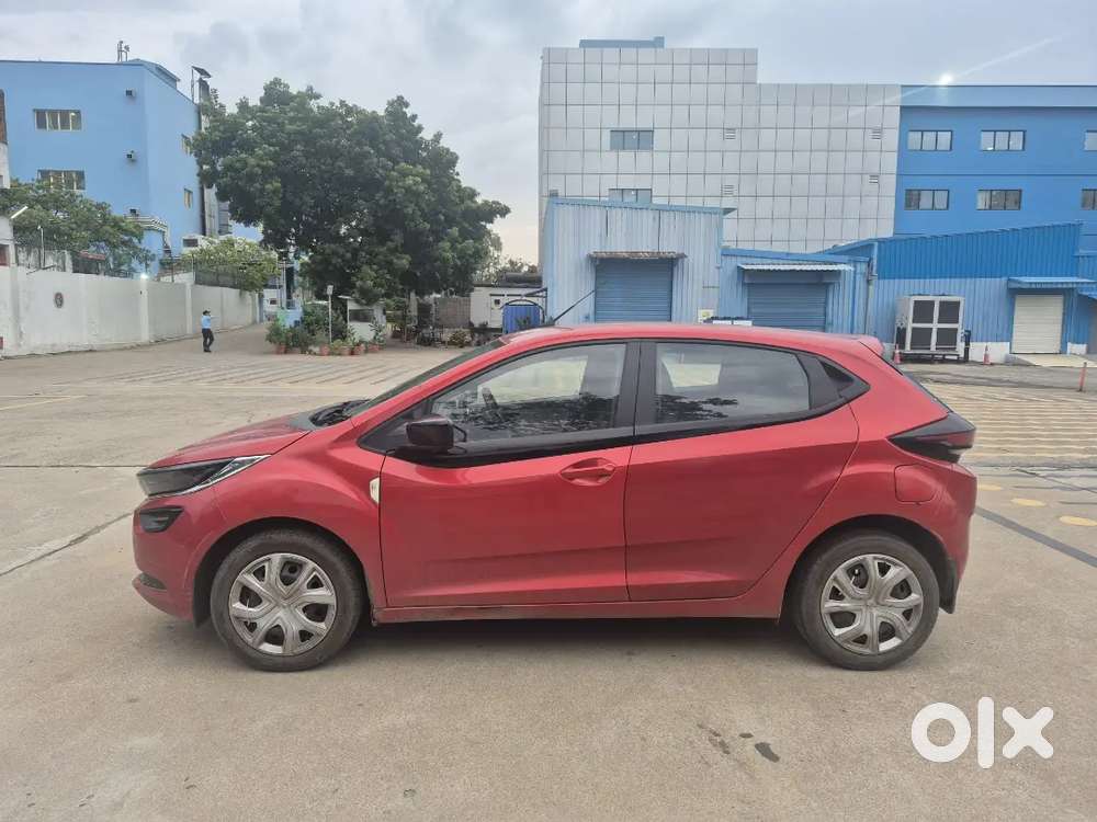 Tata Altroz Xm+ 2021  Single Owner  43,000 Km