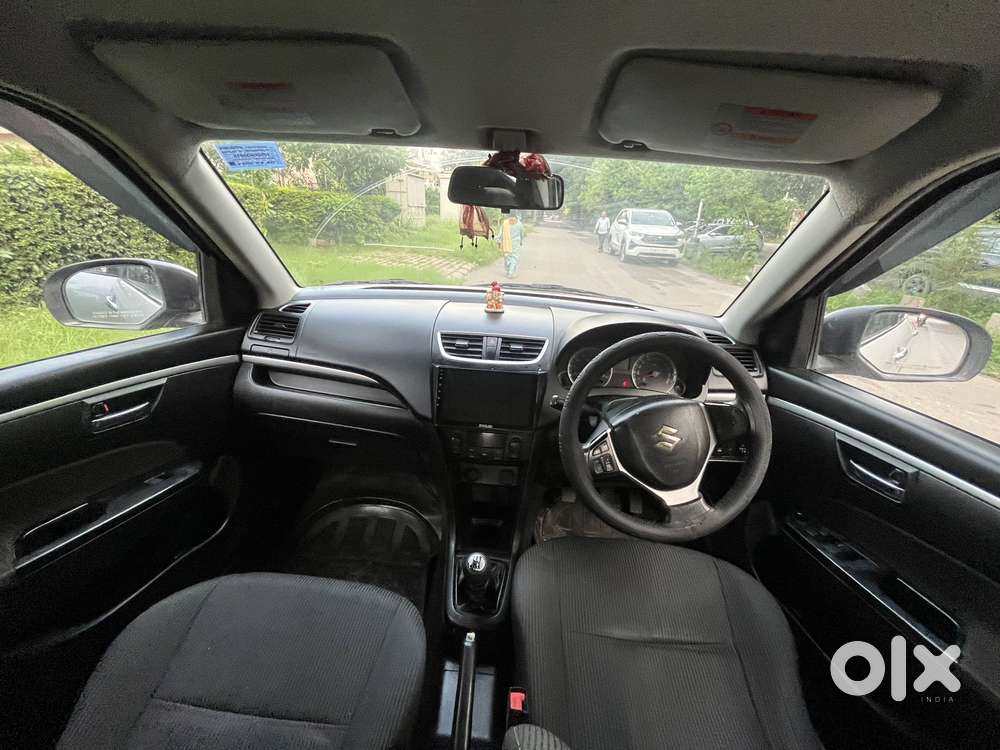 Maruti Suzuki Swift 1.2 Zxi Abs, 2012, Petrol