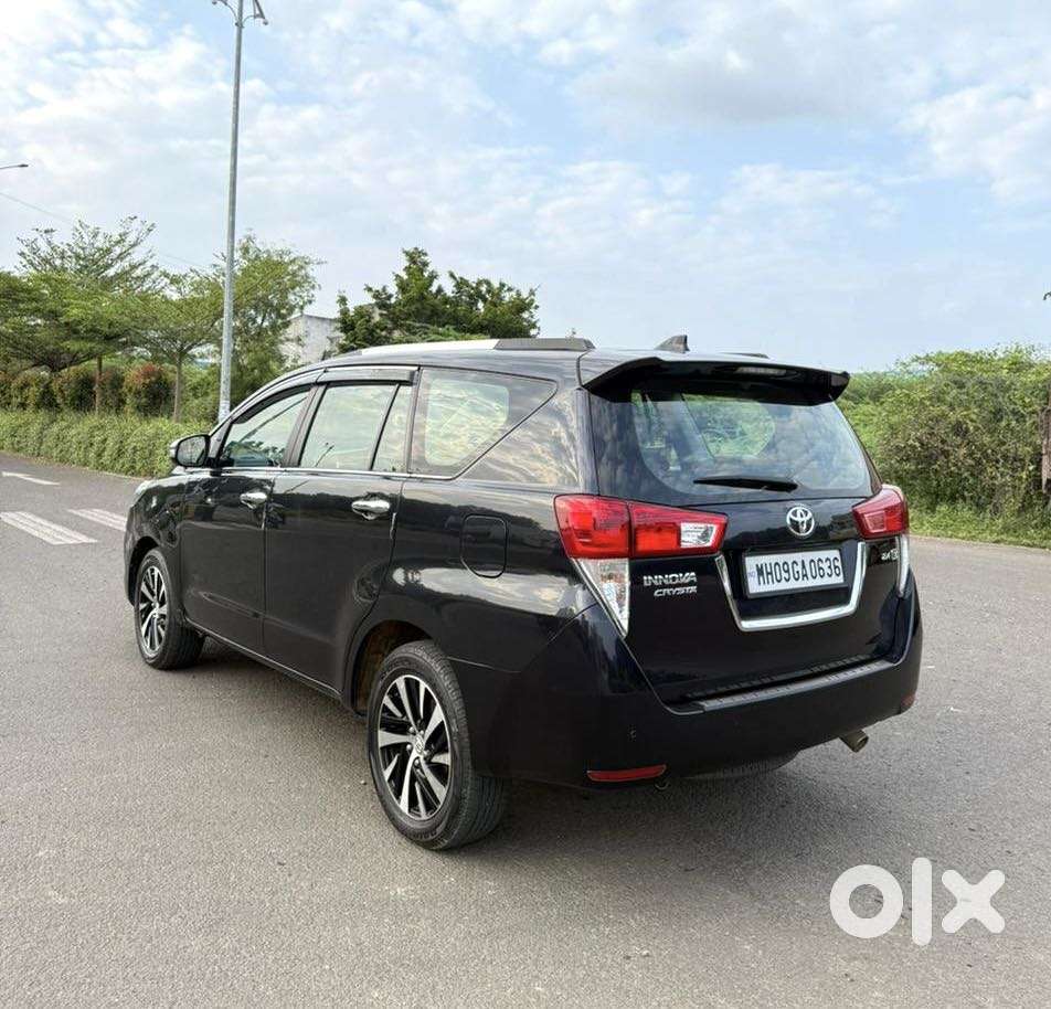 Toyota Innova Crysta [2020-ongoing] 2.4 Zx 7 Str, 2022, Diesel