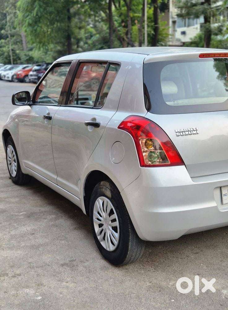 Maruti Suzuki Swift Vxi + Manual, 2009, Petrol