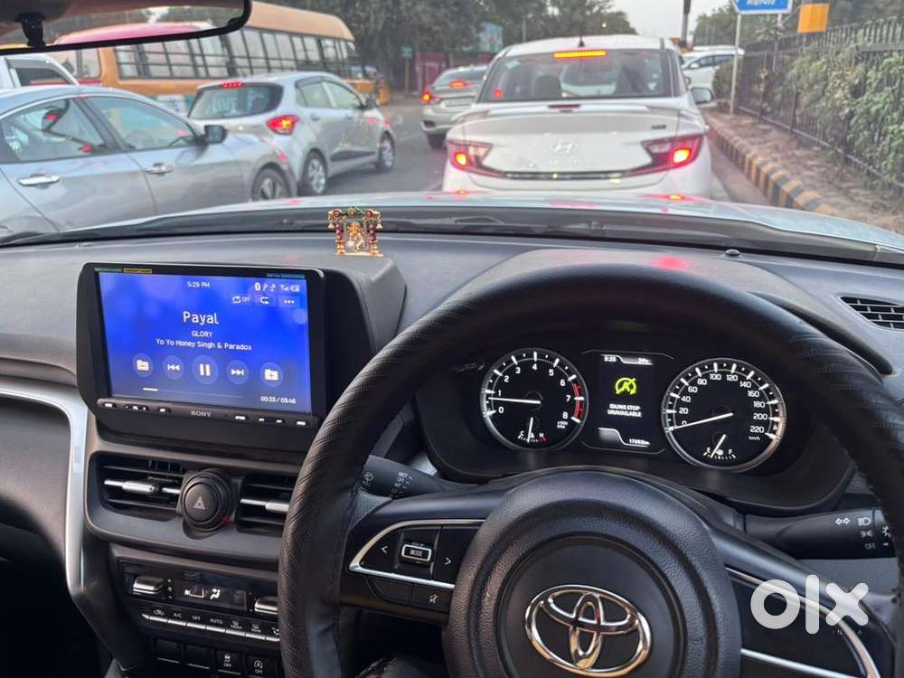 Toyota Urban Cruiser Hyryder 2023 Petrol Well Maintained