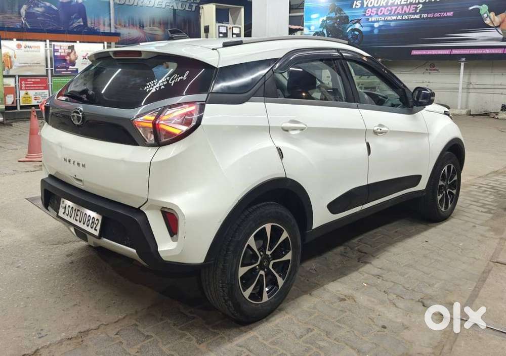 Tata Nexon 1.2 Revotron Xza Plus, 2022, Petrol