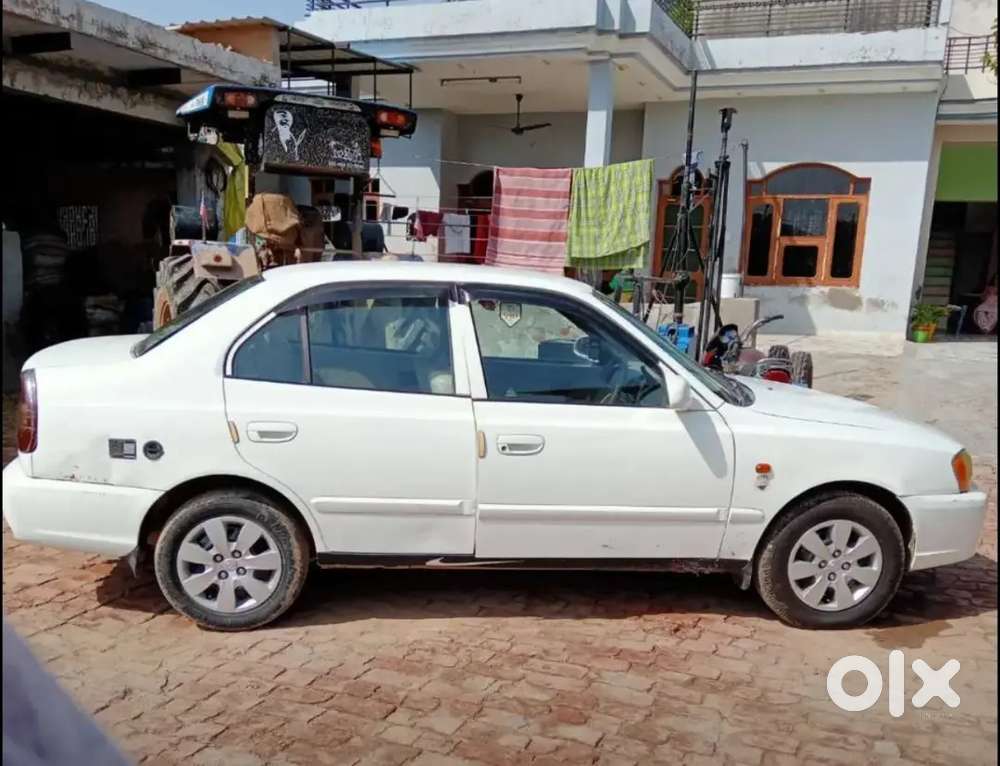 Hyundai Accent Hatchback Petrol 2009