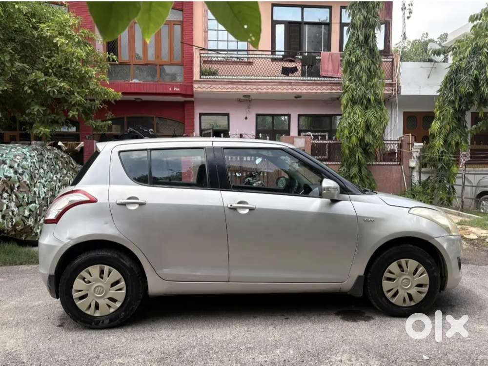 Swift Maruti Suzuki Vxi, 2012 Model