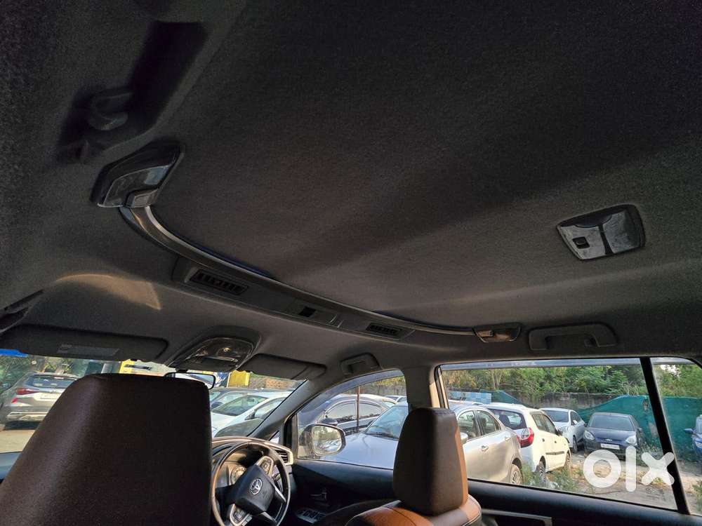 Toyota Innova Crysta 2.8 Zx At, 2016, Petrol