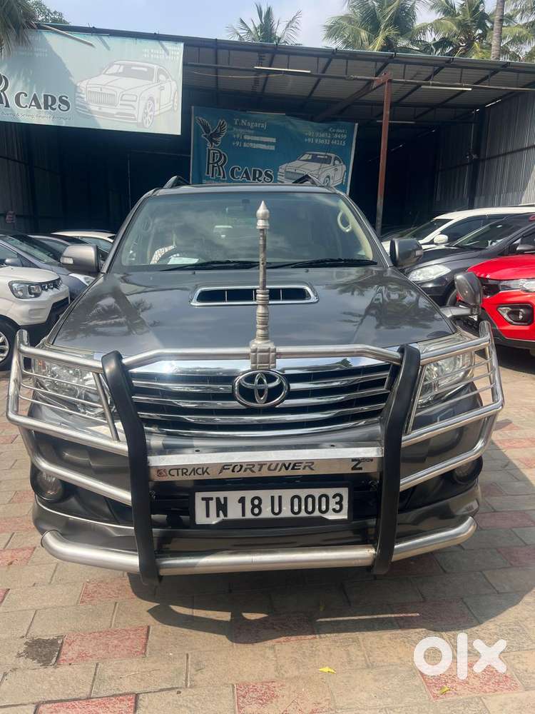 Toyota Fortuner 4x2 Manual, 2013, Diesel