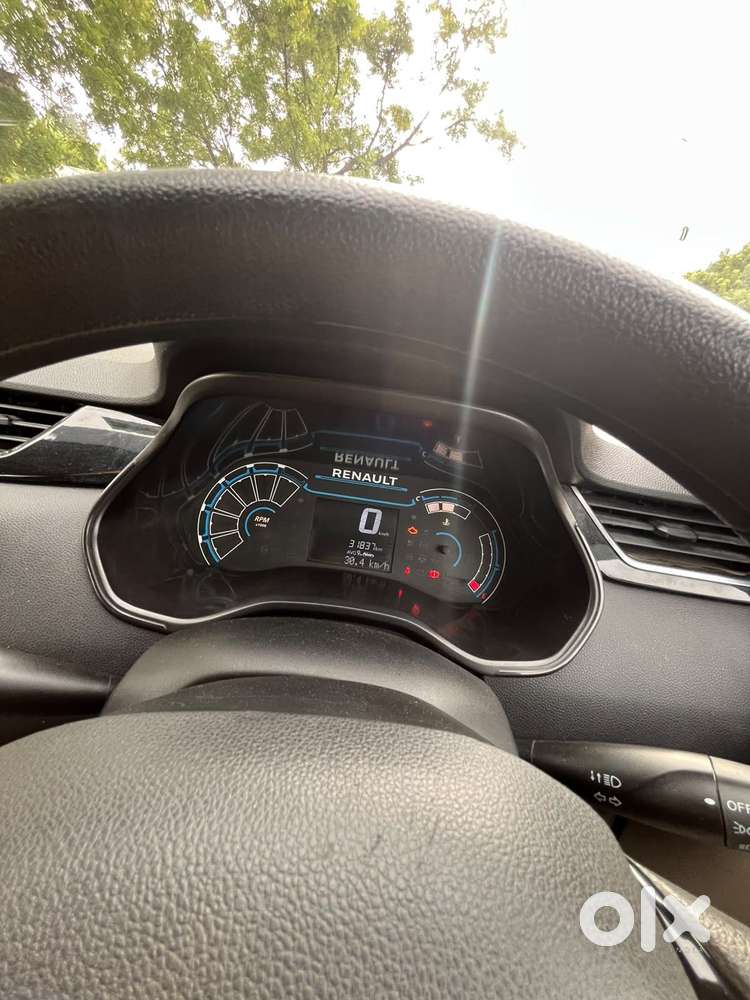 Renault Triber Rxl, 2022, Petrol