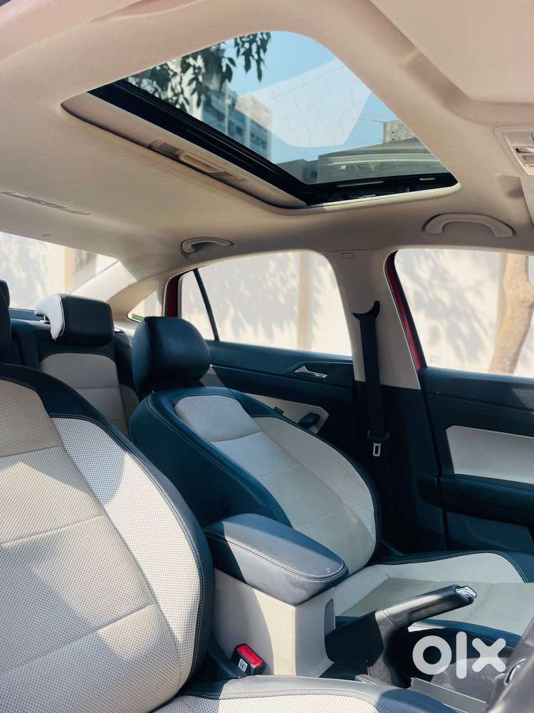 Skoda Slavia 1.0 Tsi Style At, 2023, Petrol